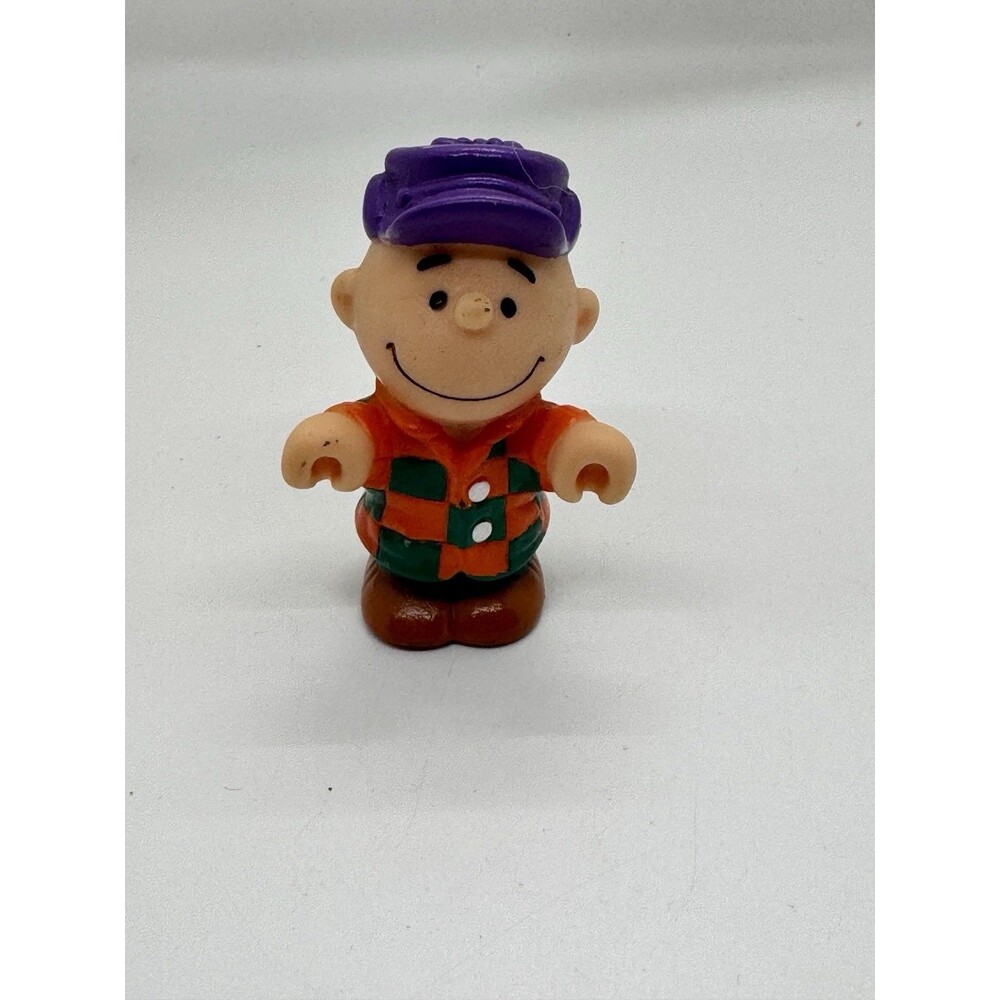 Peanuts‎ Charlie Brown Mini Figure Purple Hat Holiday Outfit 3”